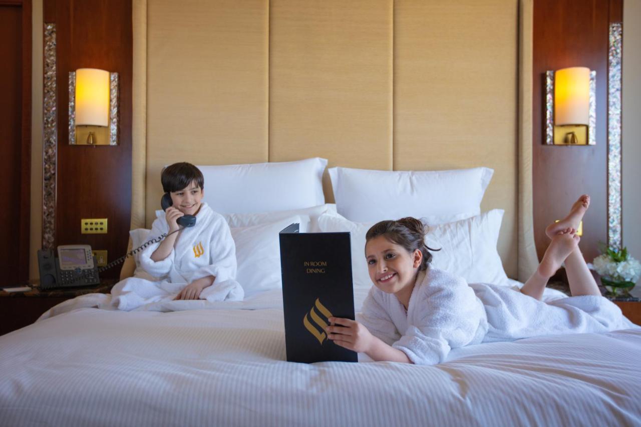 朱美拉梅喜拉海滩酒店及Spa科威特 外观 照片 A guest at the hotel